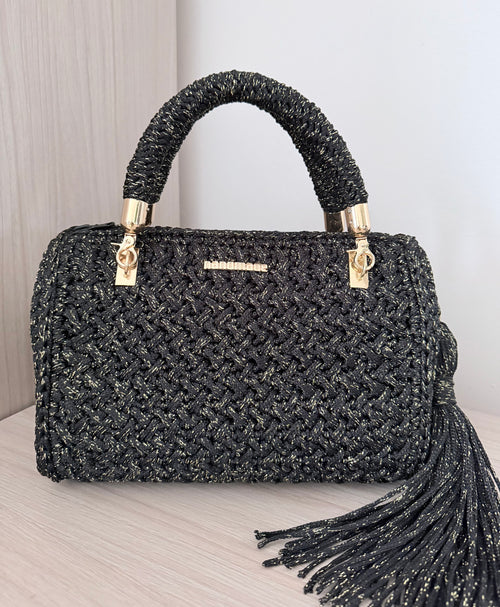 Torebka handmade „Golden Noir” – elegancki kuferek z chwostem